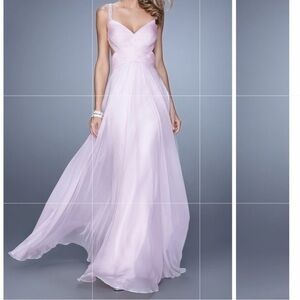 LA FEMME Pink Chiffon Ruched Formal Gown